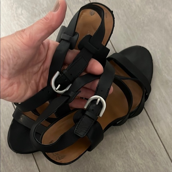 FRANCO SARTO Black Leather Strappy Heel Sandals, Size 8.5 - Picture 7 of 8